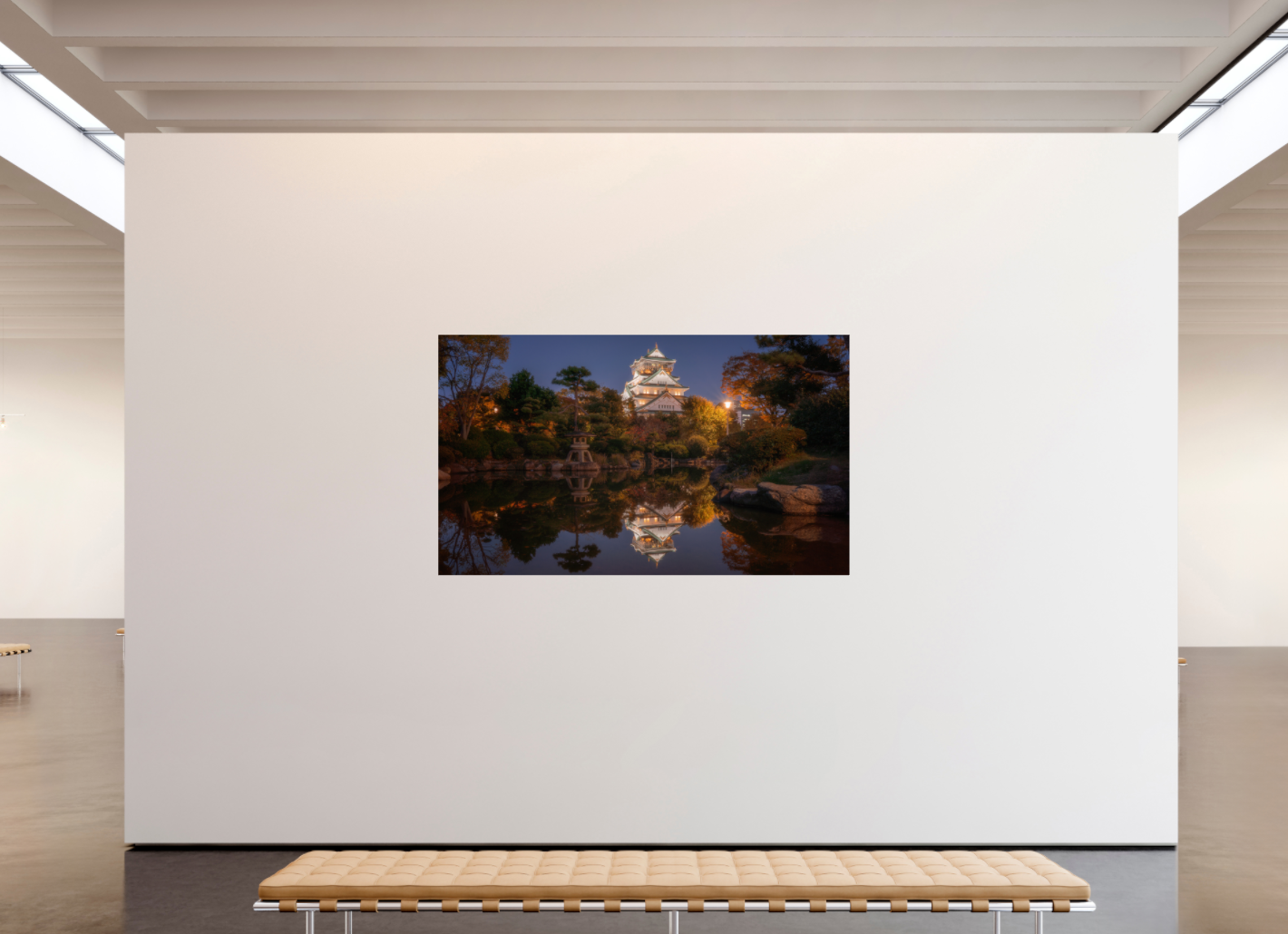 Osaka Castle bij Nacht met Reflectie | Japanse Herfstfotografie